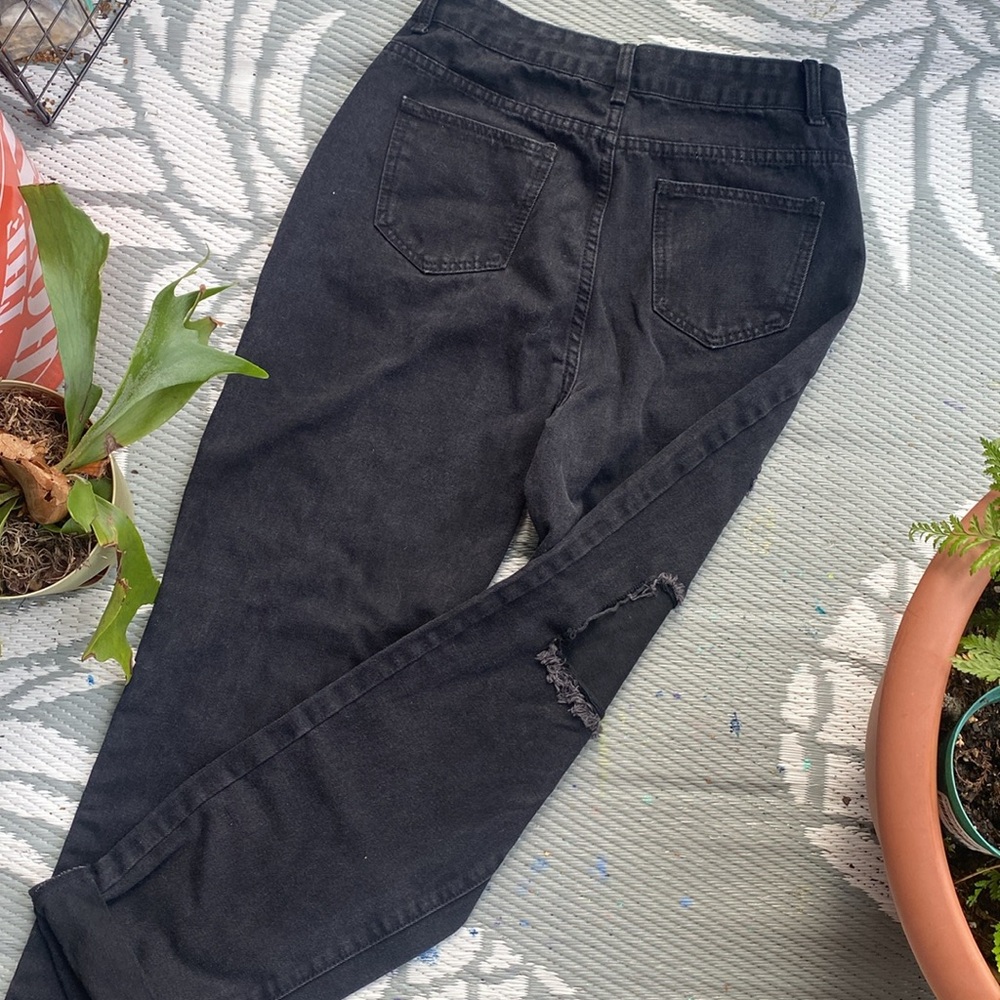 ZAFUL Ripped Mom Jeans - Picture 4 of 5